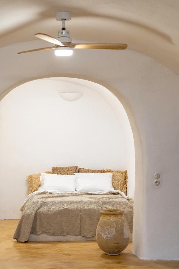 Caval I Hotel Fira  Bagian luar foto